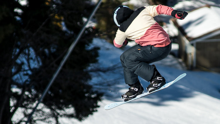 How To Choose Snowboard Jackets & Snowboard Pants?