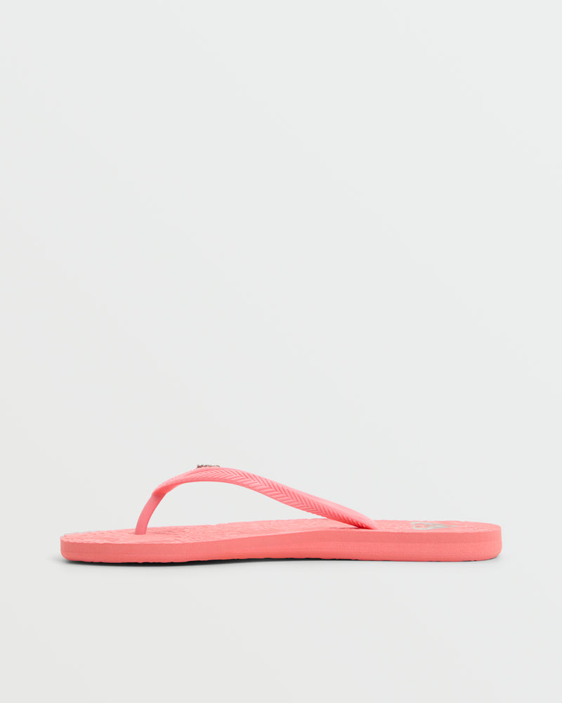 A single pink Roxy Antilles II Sandal with a textured sole and classic thong strap, shown on a plain white background—a stylish and comfortable beach sandal.