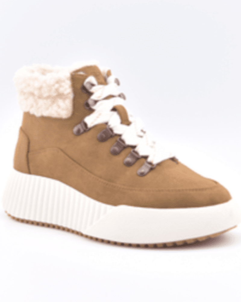 The Roxy Bling Peak Lace-Up Hiker Boot features tan suede, a white platform sole, metal eyelets, white laces, and a fluffy cream ankle collar, shown on a white background.