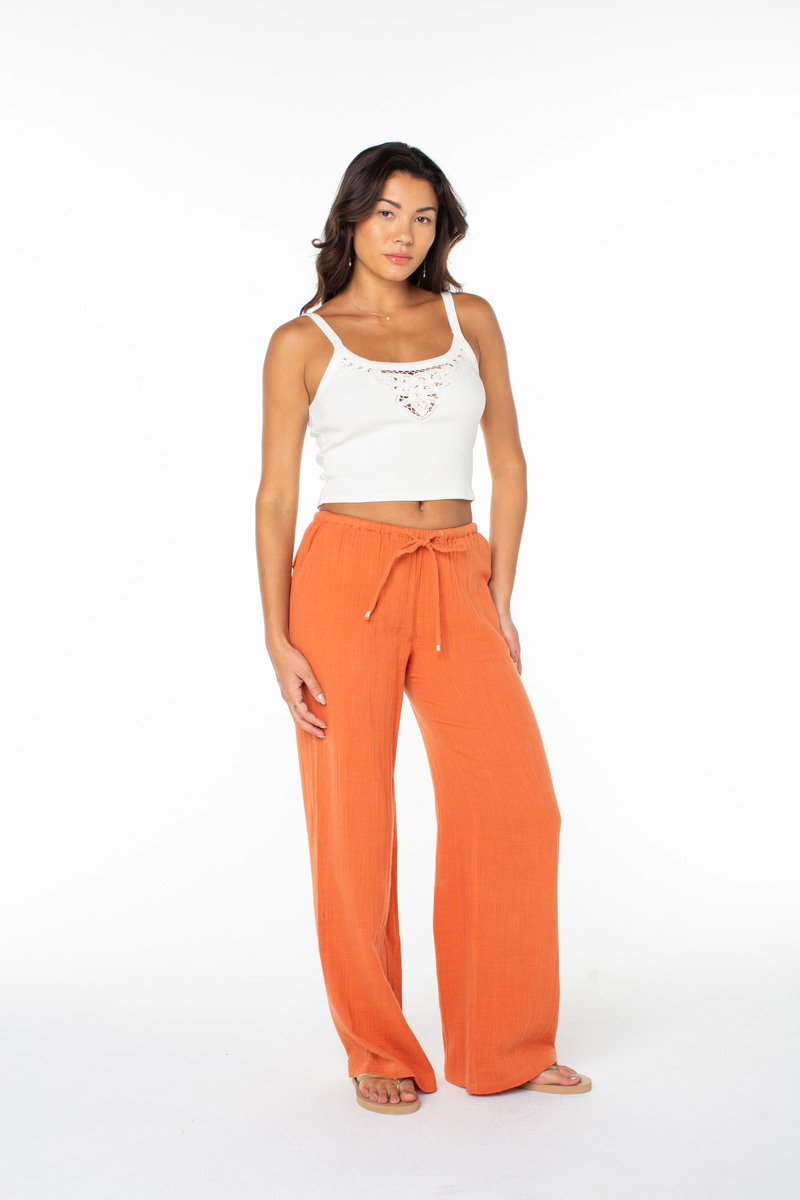 Iyla Pant - Roxy