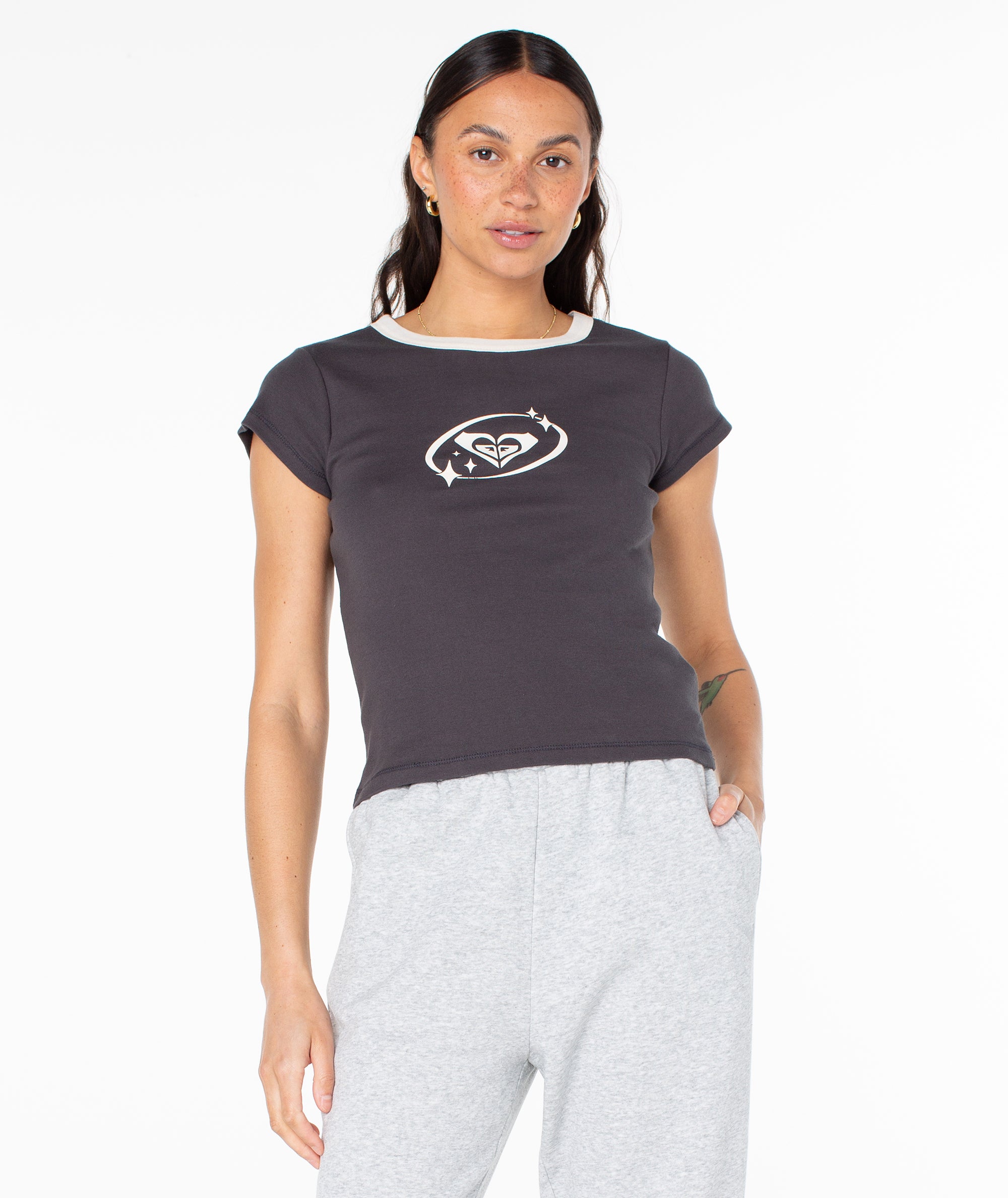 Saturn Classic 90s Baby Tee - Roxy